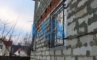 решетка на окно дутой формы