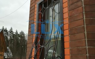 дутая решетка на окно