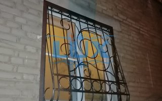 сварная дутая решетка на окно