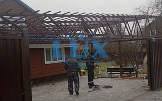 стальная конструкция для односкатного навеса